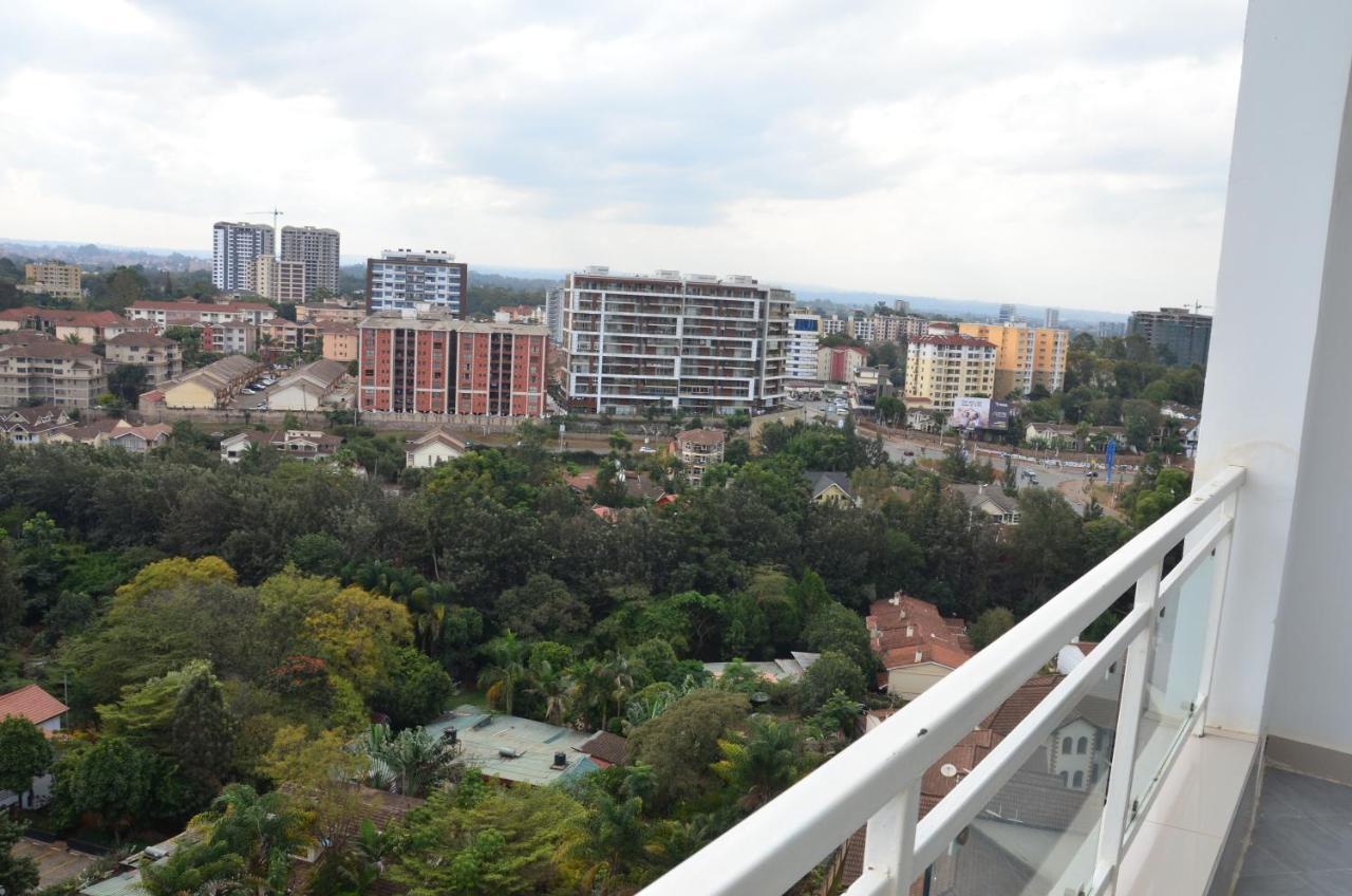 Charming 2 Bedroom Penthouse Apartment. ナイロビ エクステリア 写真