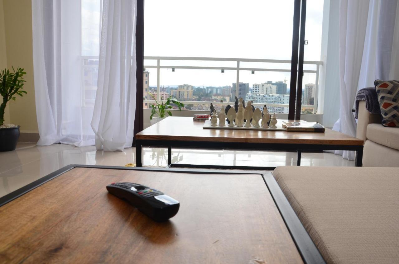 Charming 2 Bedroom Penthouse Apartment. ナイロビ エクステリア 写真